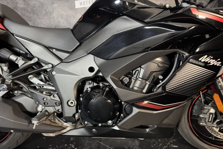 KAWASAKI NINJA 1000SX