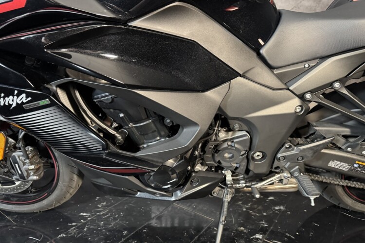 KAWASAKI NINJA 1000SX