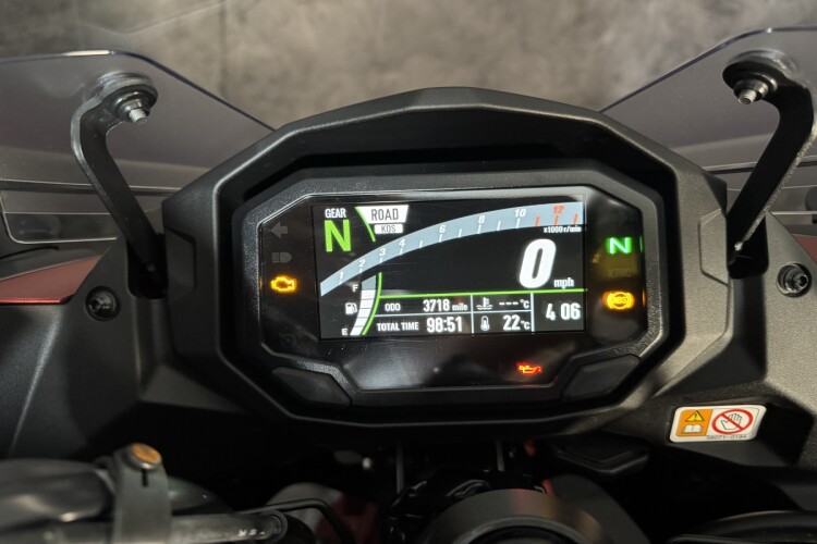 KAWASAKI NINJA 1000SX