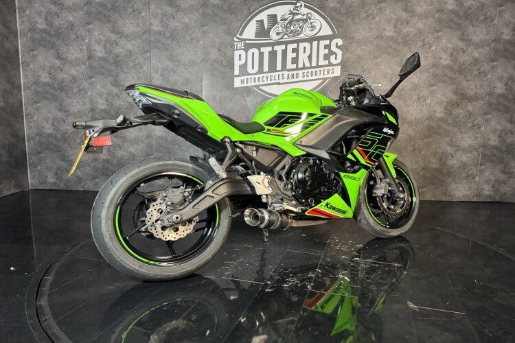 KAWASAKI NINJA 650