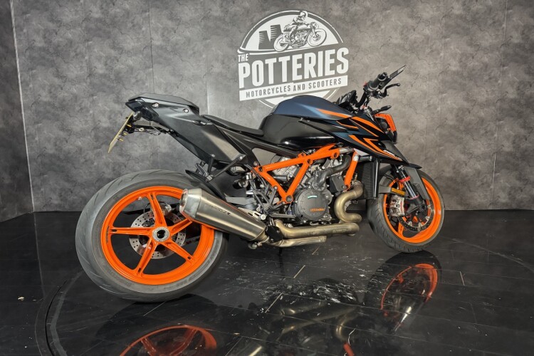 2023 KTM 1290 SUPER DUKE R, Black - photo 6