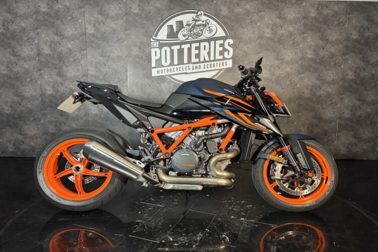 2023 KTM 1290 SUPER DUKE R, Black - photo 2