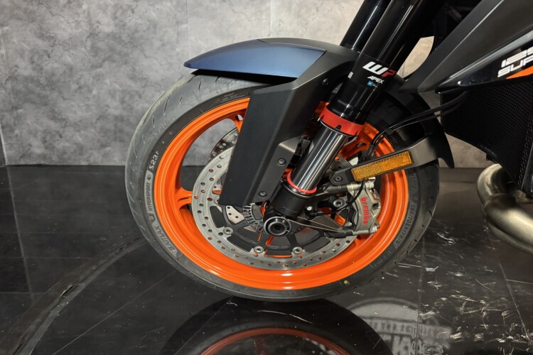 2023 KTM 1290 SUPER DUKE R, Black - photo 10