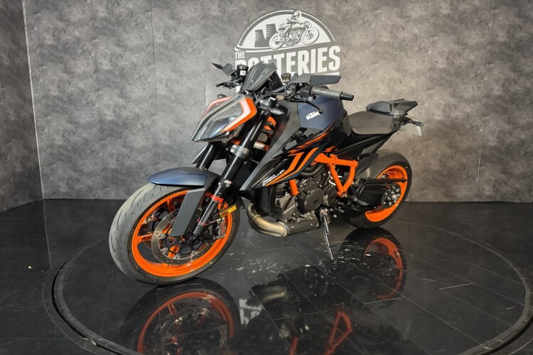 2023 KTM 1290 SUPER DUKE R, Black - photo 11