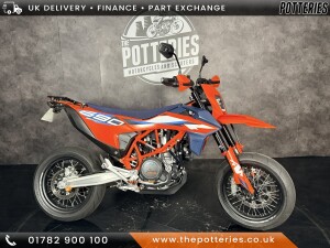 2024 KTM 690 SMC R, Orange