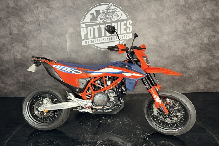 2024 KTM 690 SMC R, Orange - photo 2