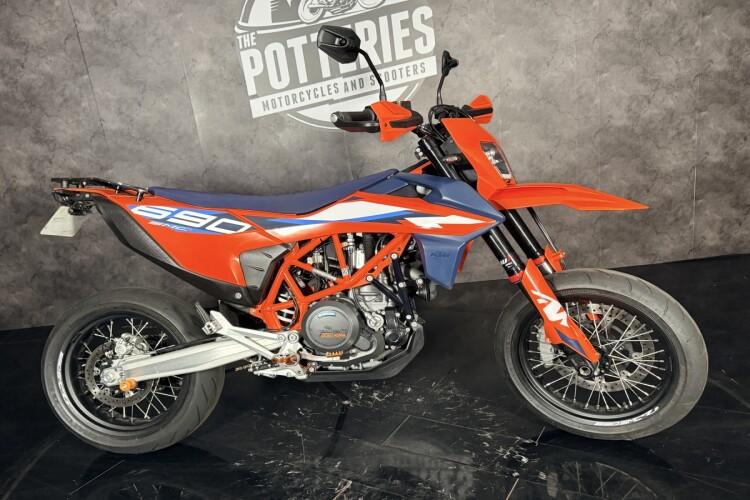 2024 KTM 690 SMC R, Orange - photo 3