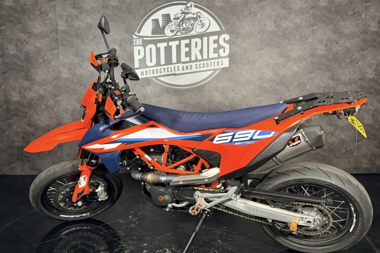 2024 KTM 690 SMC R, Orange - photo 8