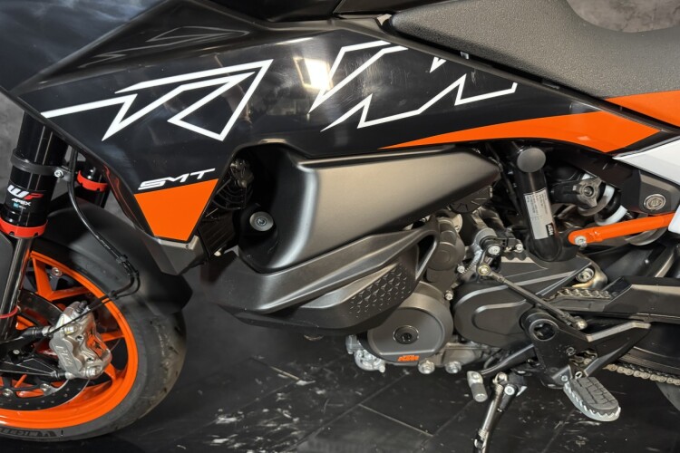 2025 KTM 890 SMT, Orange - photo 9