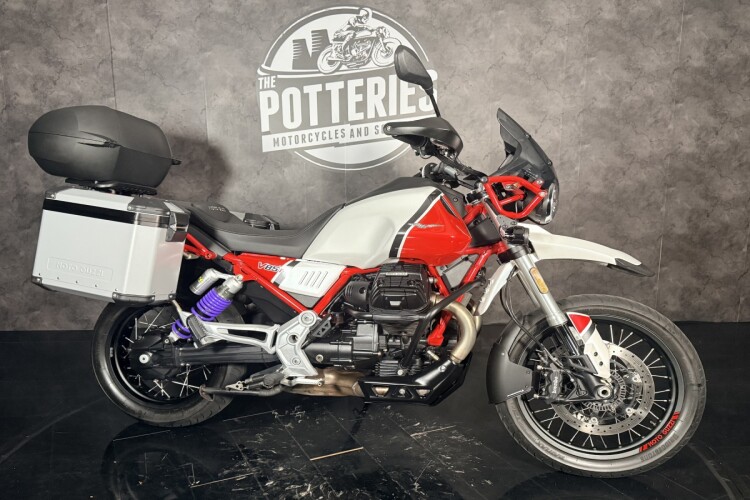 2020 MOTO GUZZI V85, Red - photo 2