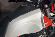 2020 MOTO GUZZI V85, Red - photo 3