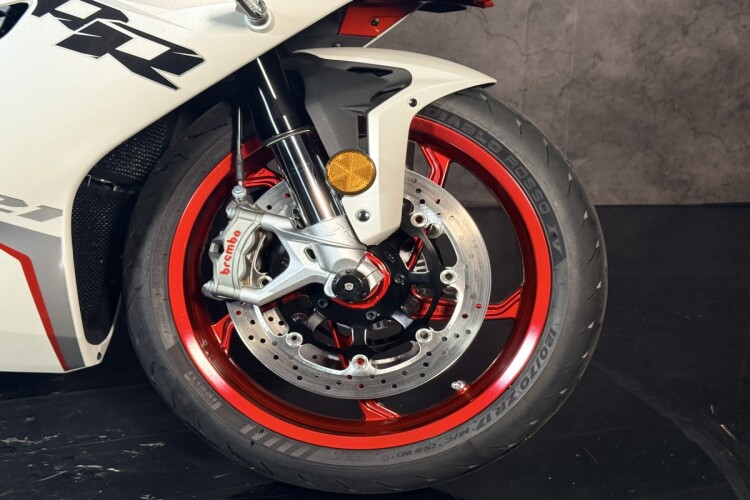 2026 QJMOTOR SRK 921 RR, White - photo 4