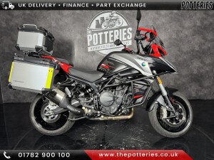 QJMOTOR SRT 900 S