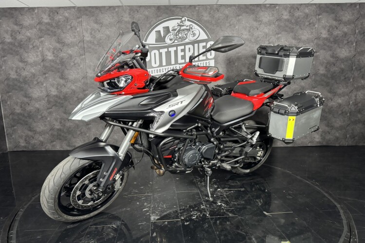 2026 QJMOTOR SRT 900 S, Red And Silver - photo 11