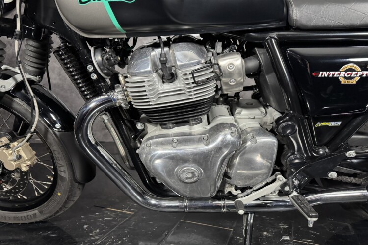 2024 ROYAL ENFIELD INTERCEPTOR 650, Black And Grey - photo 8