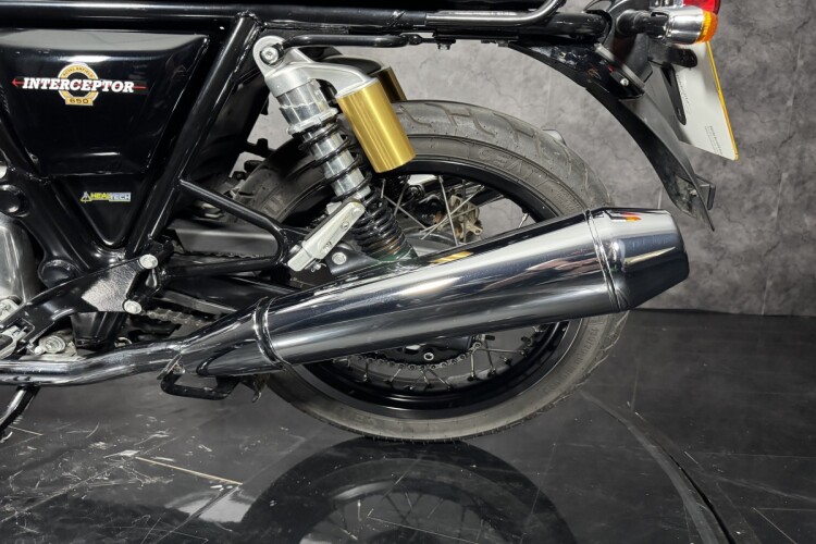 2024 ROYAL ENFIELD INTERCEPTOR 650, Black And Grey - photo 9