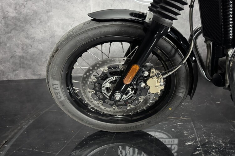 2024 ROYAL ENFIELD INTERCEPTOR 650, Black And Grey - photo 10