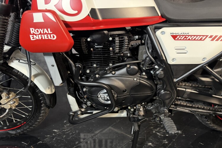 2024 ROYAL ENFIELD SCRAM 411, White And Red - photo 9