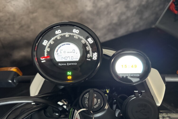 2024 ROYAL ENFIELD SCRAM 411, White And Red - photo 13