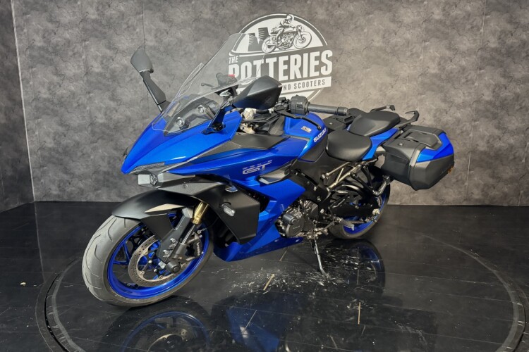 2023 SUZUKI GSX-S1000GT+, Blue - photo 11