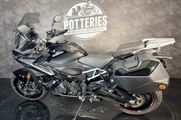 2024 SUZUKI GSX-S1000GX+, Black - photo 10