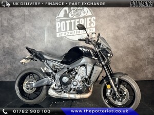 YAMAHA MT09
