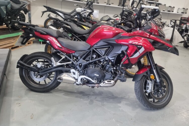 BENELLI TRK 502 E5