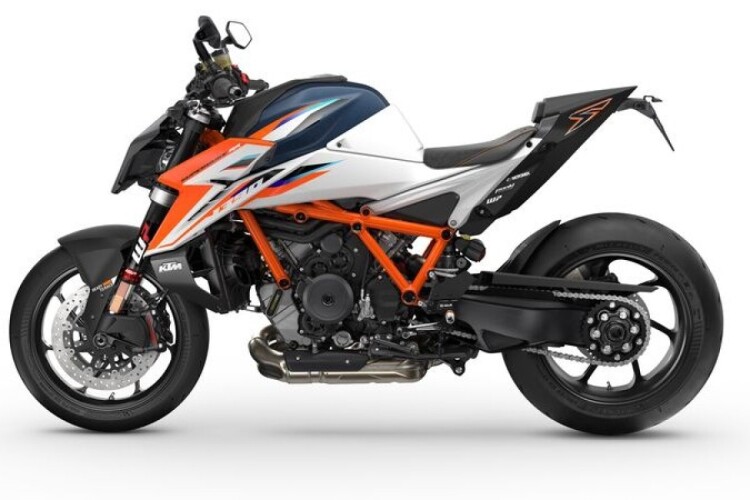 2027 KTM 1390 SUPERDUKE RR, White - photo 5