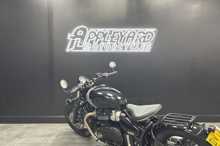 2024 TRIUMPH BOBBER, Black And Grey - photo 13