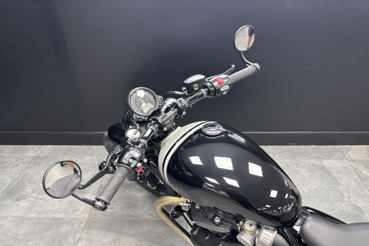 2024 TRIUMPH BOBBER, Black And Grey - photo 14