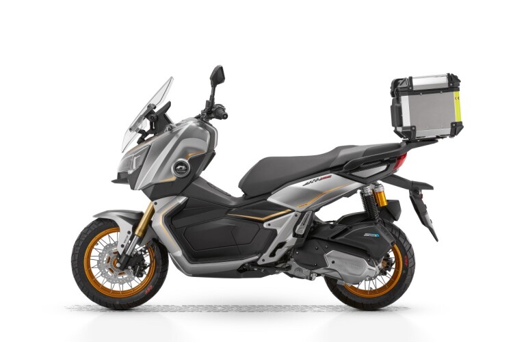 2026 QJMOTOR ATR 125, Grey - photo 5
