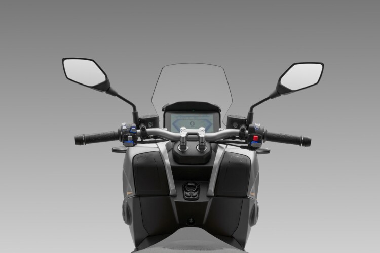2026 QJMOTOR ATR 125, Grey - photo 11