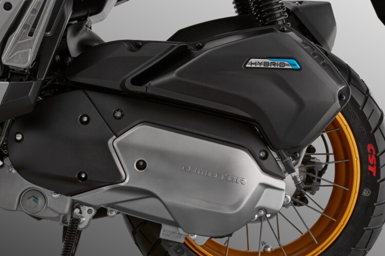 2026 QJMOTOR ATR 125, Grey - photo 14
