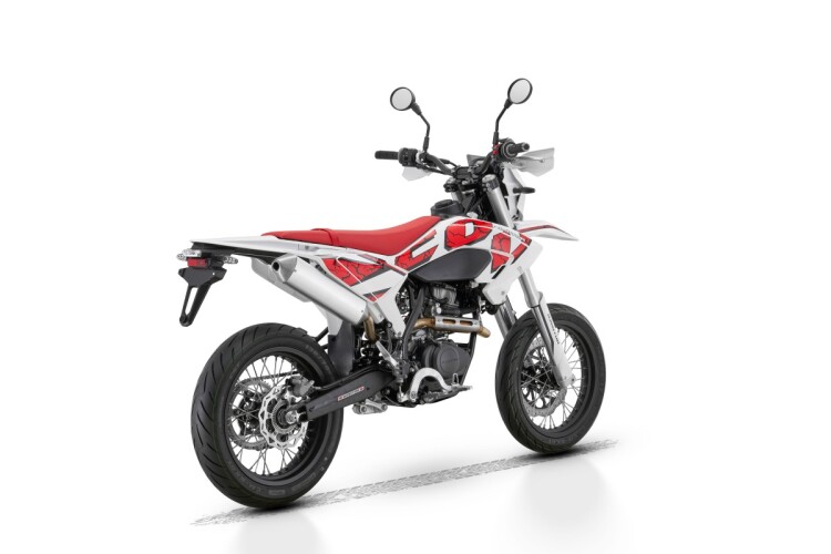 2026 QJMOTOR COV 125 S, Red - photo 8