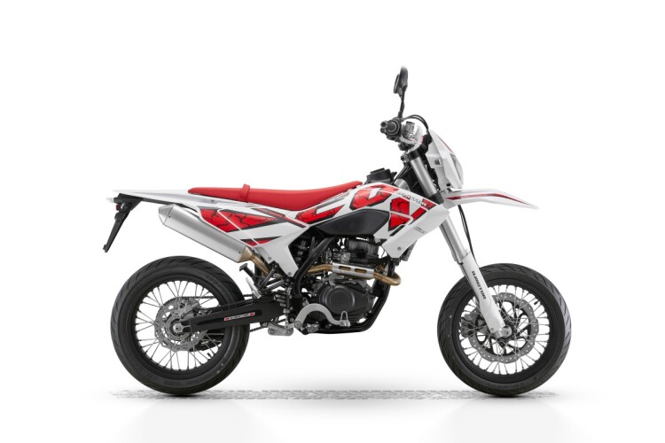 2026 QJMOTOR COV 125 S, Red - photo 9