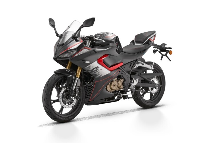 2026 QJMOTOR SRK 125 R, Red/Silver - photo 9