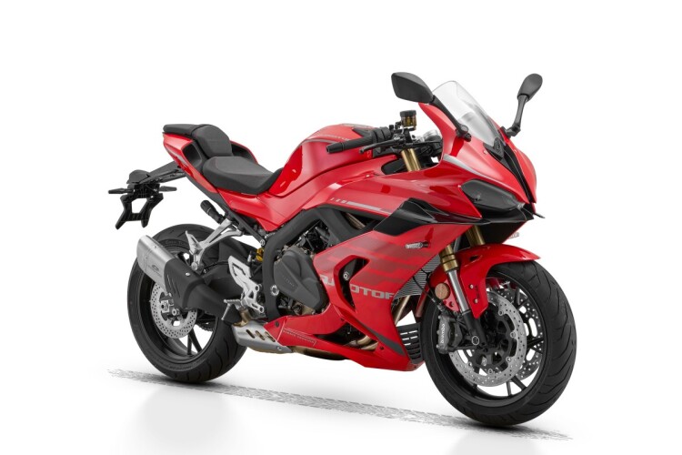 QJMOTOR SRK 800 RR