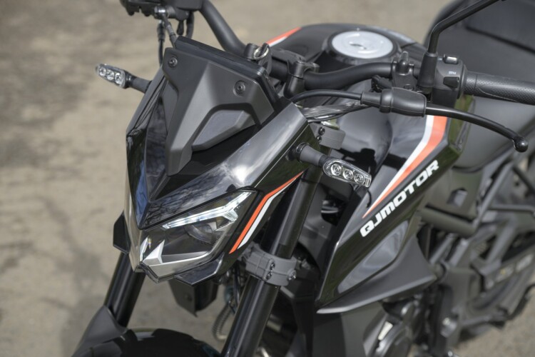 2026 QJMOTOR TRX 125, Black Honey Mink - photo 12