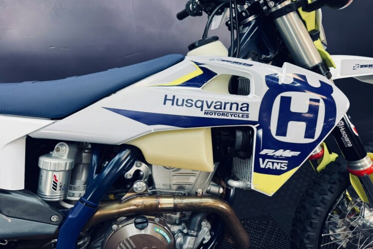 2020 HUSQVARNA FE 350, White - photo 6
