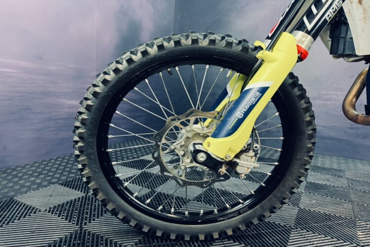 2020 HUSQVARNA FE 350, White - photo 16