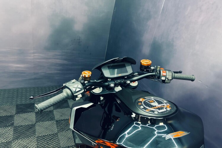 2018 KTM 1290 SUPER DUKE R, Black - photo 9