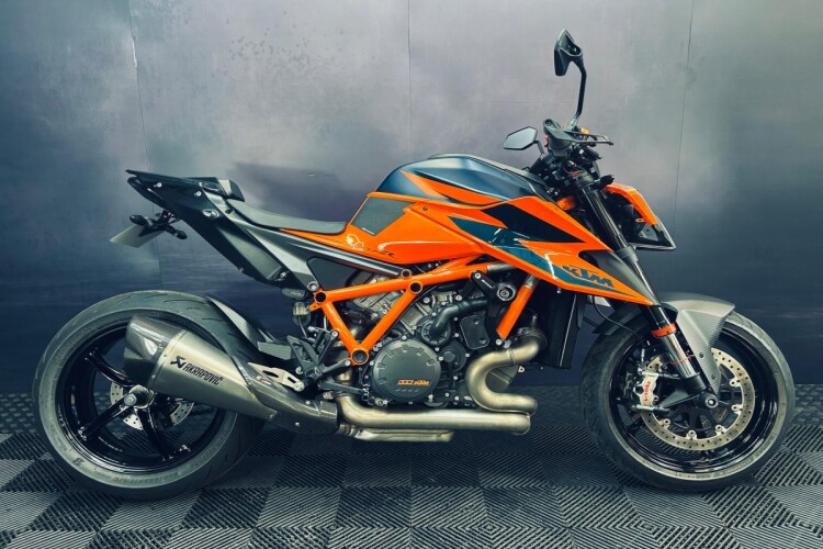 2020 KTM 1290 SUPER DUKE R, Orange - photo 2