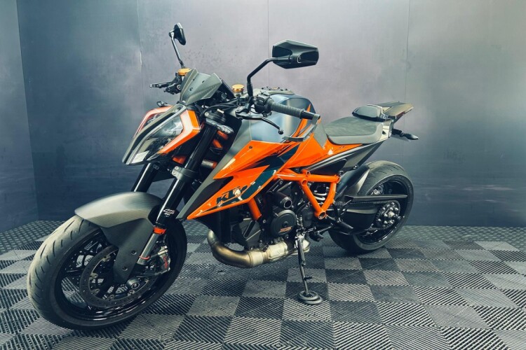 2020 KTM 1290 SUPER DUKE R, Orange - photo 5