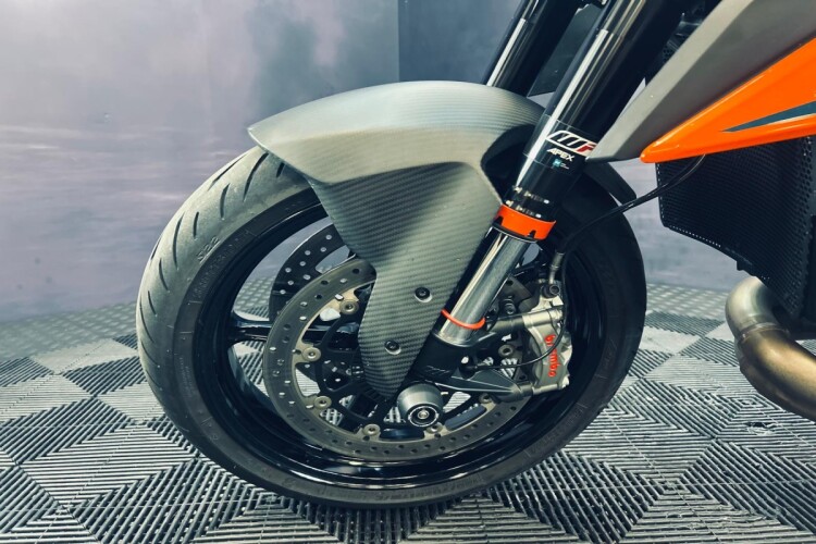 2020 KTM 1290 SUPER DUKE R, Orange - photo 15