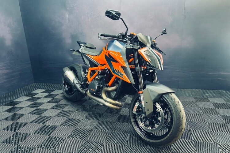 2020 KTM 1290 SUPER DUKE R, Orange - photo 19