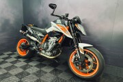 2021 KTM 890 DUKE, White - photo 4