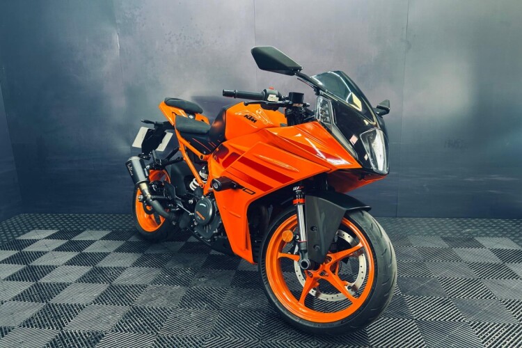2024 KTM RC 390, Orange - photo 2