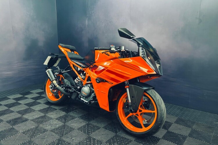 2024 KTM RC 390, Orange - photo 5