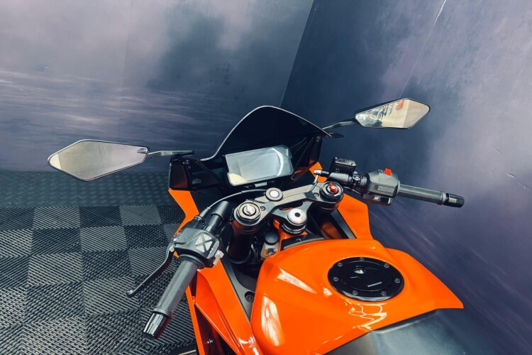 2024 KTM RC 390, Orange - photo 9