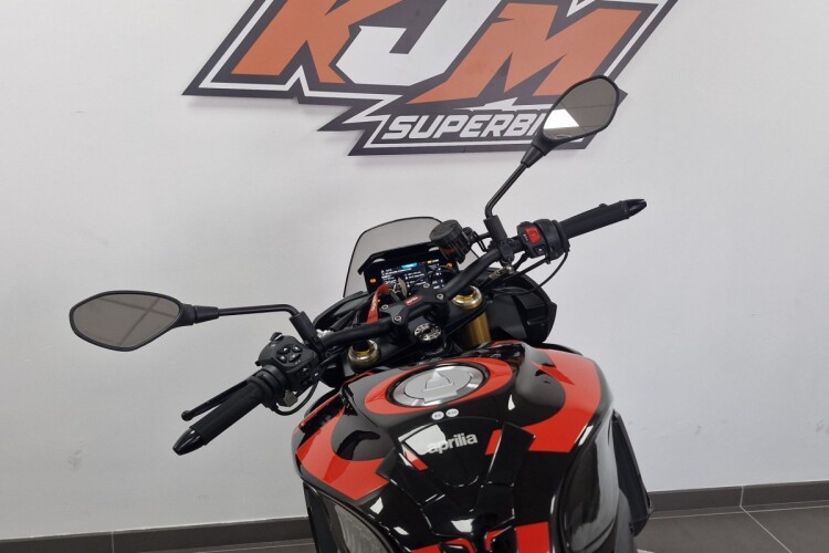 APRILIA TUONO 1100 V4